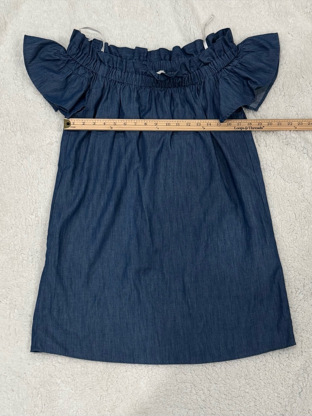 Anthropologie Corey Lynn
Calter Chambray Off
Shoulder Ruffle Dress Size X-Small - Picture 6 of 9